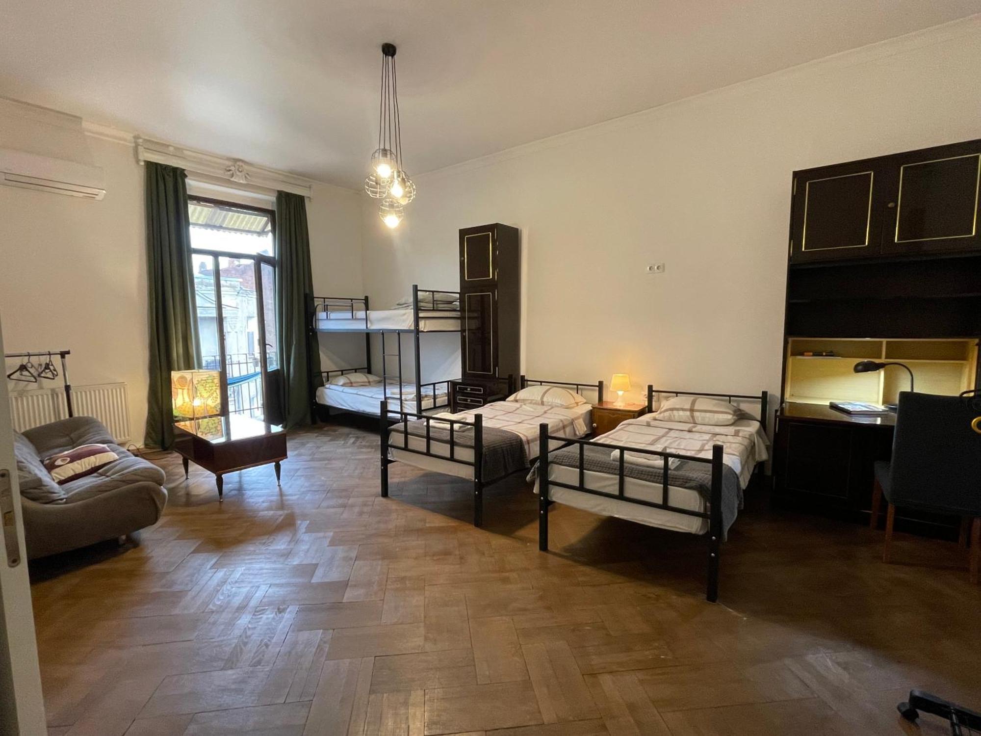 Guest House Third Floor Tbilisi Eksteriør bilde
